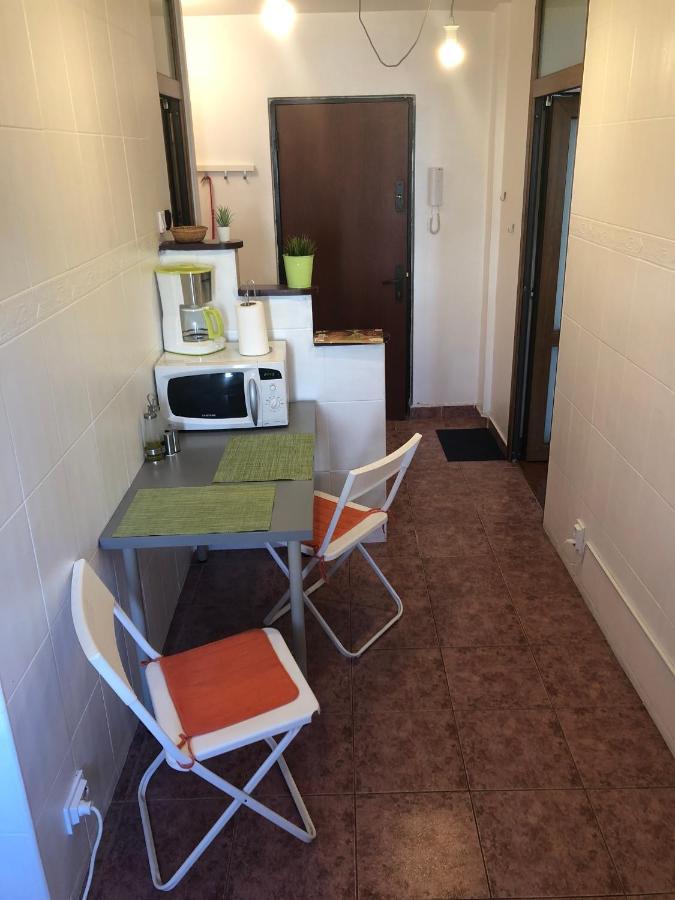 New Green Apartment Studio 1 Bucharest Luaran gambar
