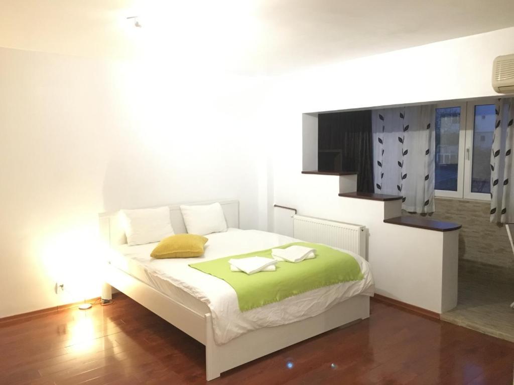 New Green Apartment Studio 1 Bucharest Luaran gambar