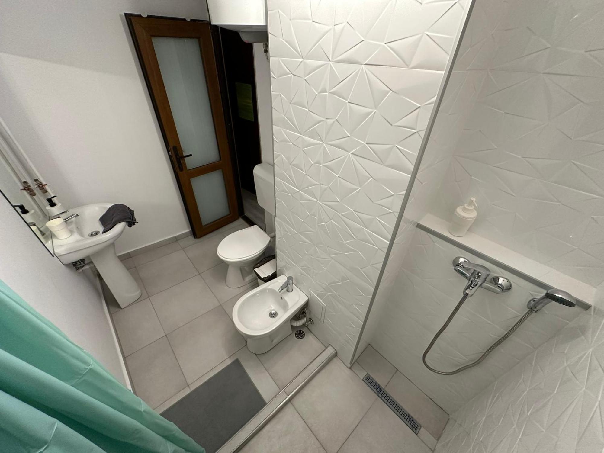 New Green Apartment Studio 1 Bucharest Luaran gambar